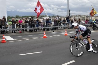 Joao Almeida n'a pas tremblé sur les quais de Genève. KEYSTONE/JEAN-CHRISTOPHE BOTT